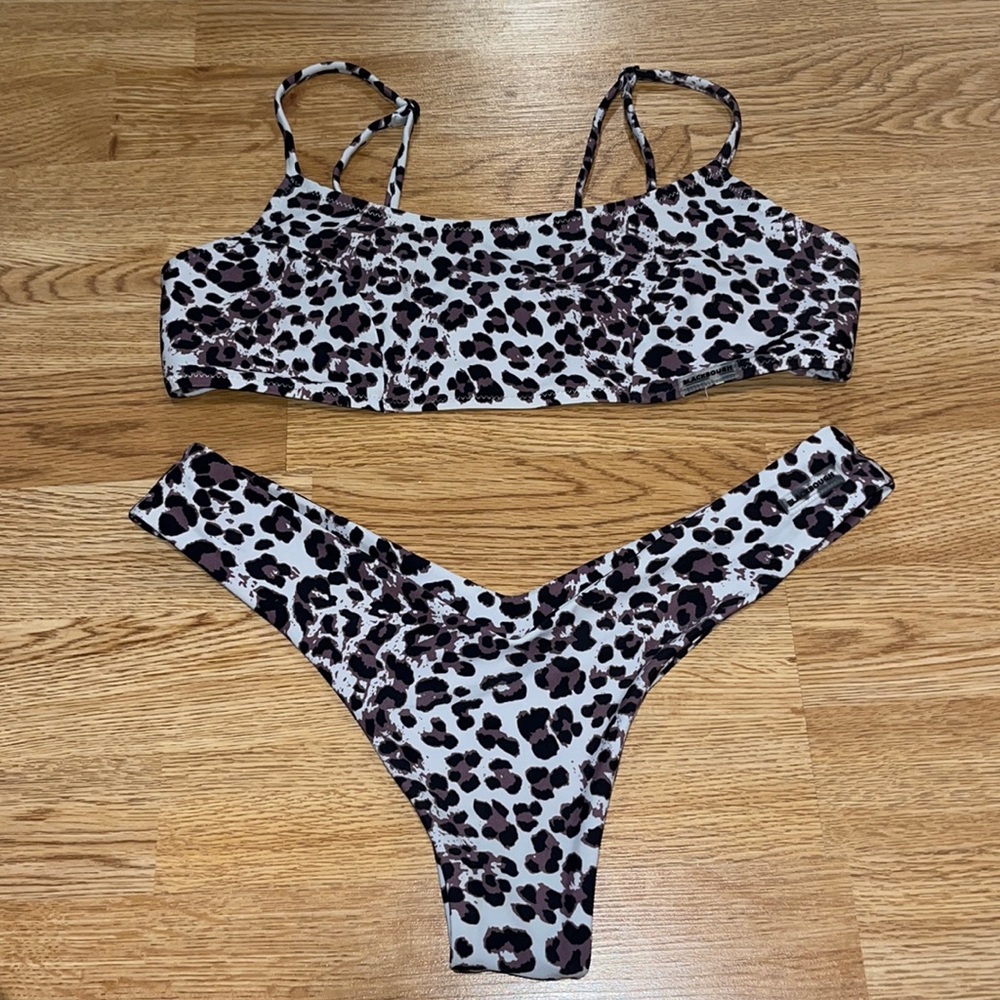 Blackbough Bikini Set Snow Leopard L Kenzie Top; M Stassy Bottom